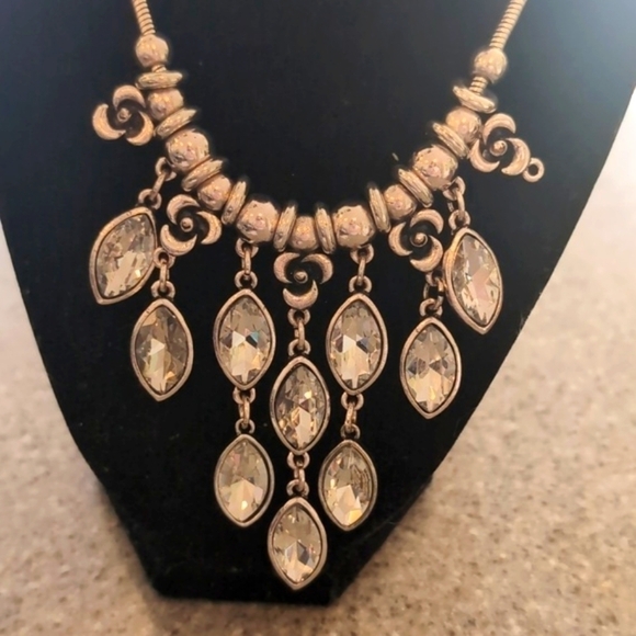 Rhinestone Crystal Jeweled tear drop Necklace - Picture 3 of 11